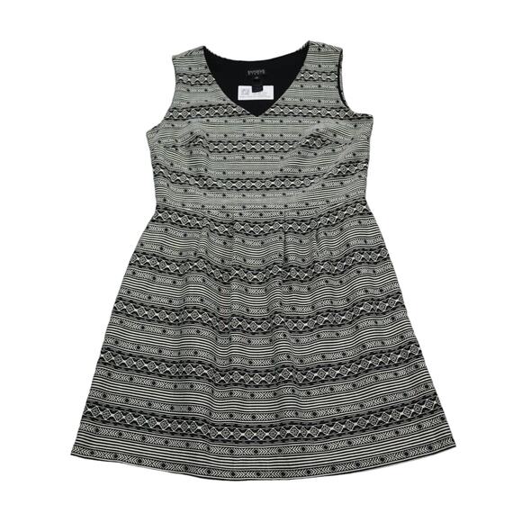 En Focus Studio Dresses & Skirts - Enfocus Studio Dress Womens 14 Ivory Black Sleeveless VNeck Knee Length Casual